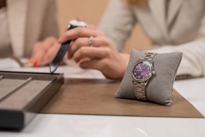 Hungeling & Töchter Beratung Herrenuhren Nomos